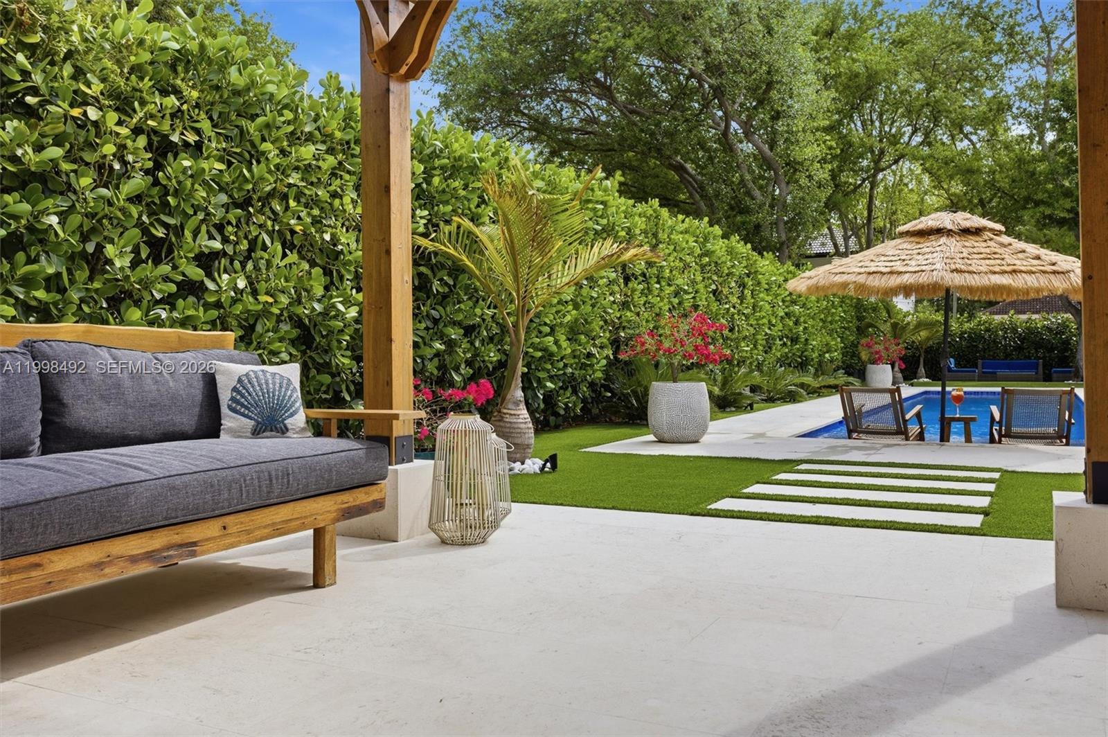 9717 SW 94th Ter Miami, FL 33176