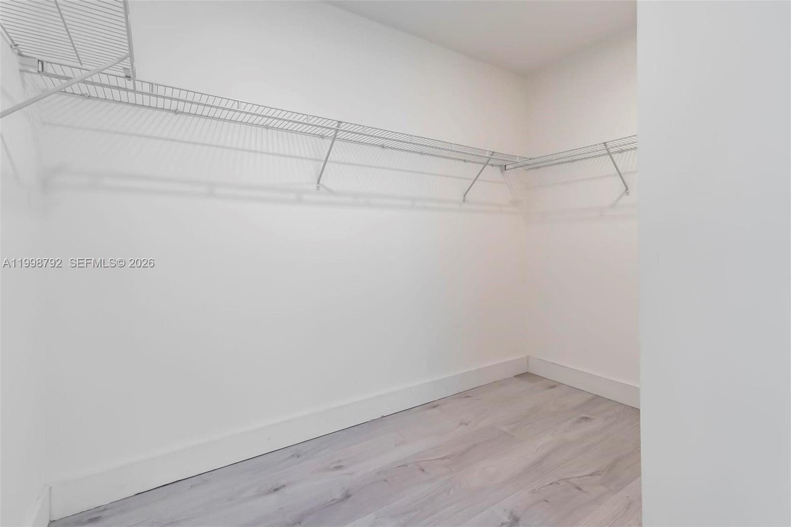 image Brickell on the River South21