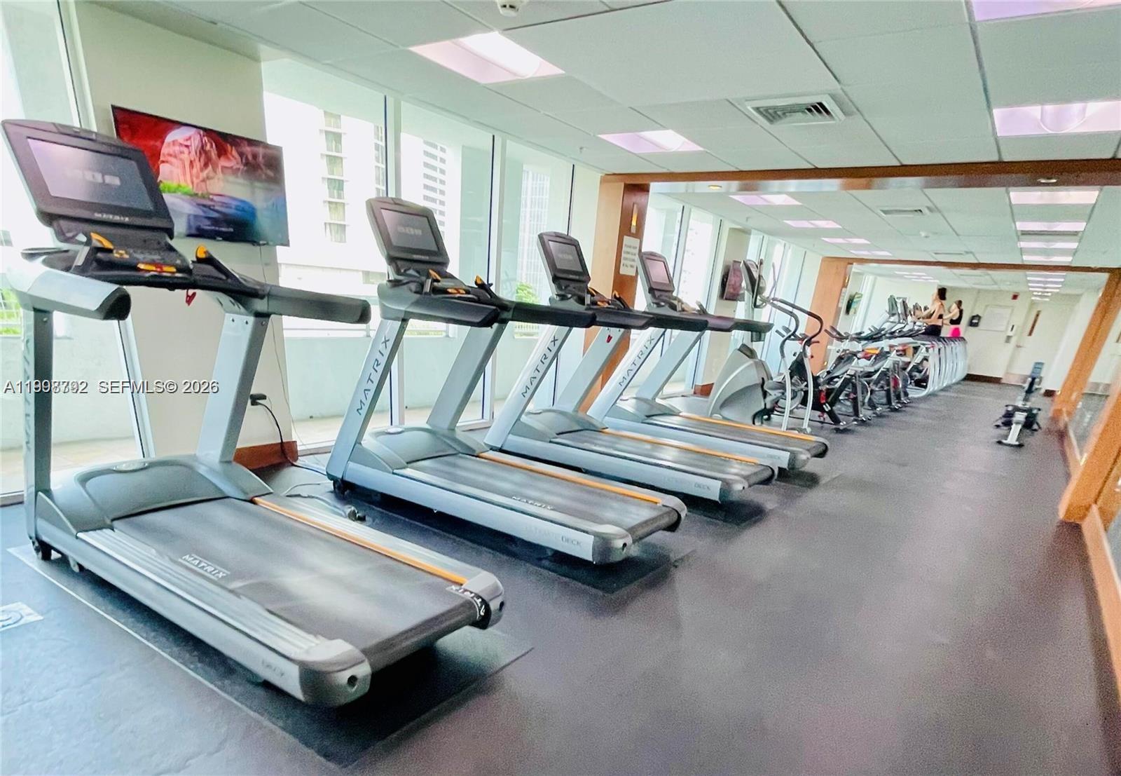 image Brickell on the River South27