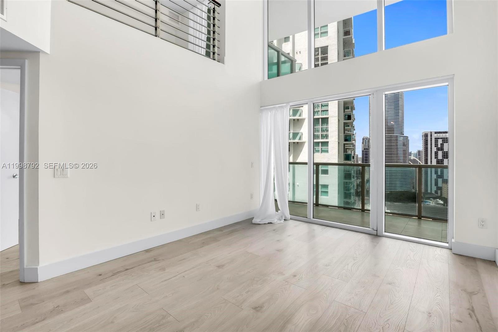 image Brickell on the River South7