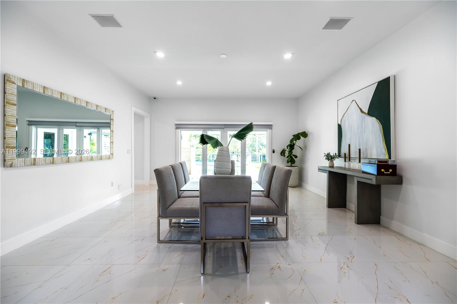 7125 Los Pinos Blvd Coral Gables, FL 33143