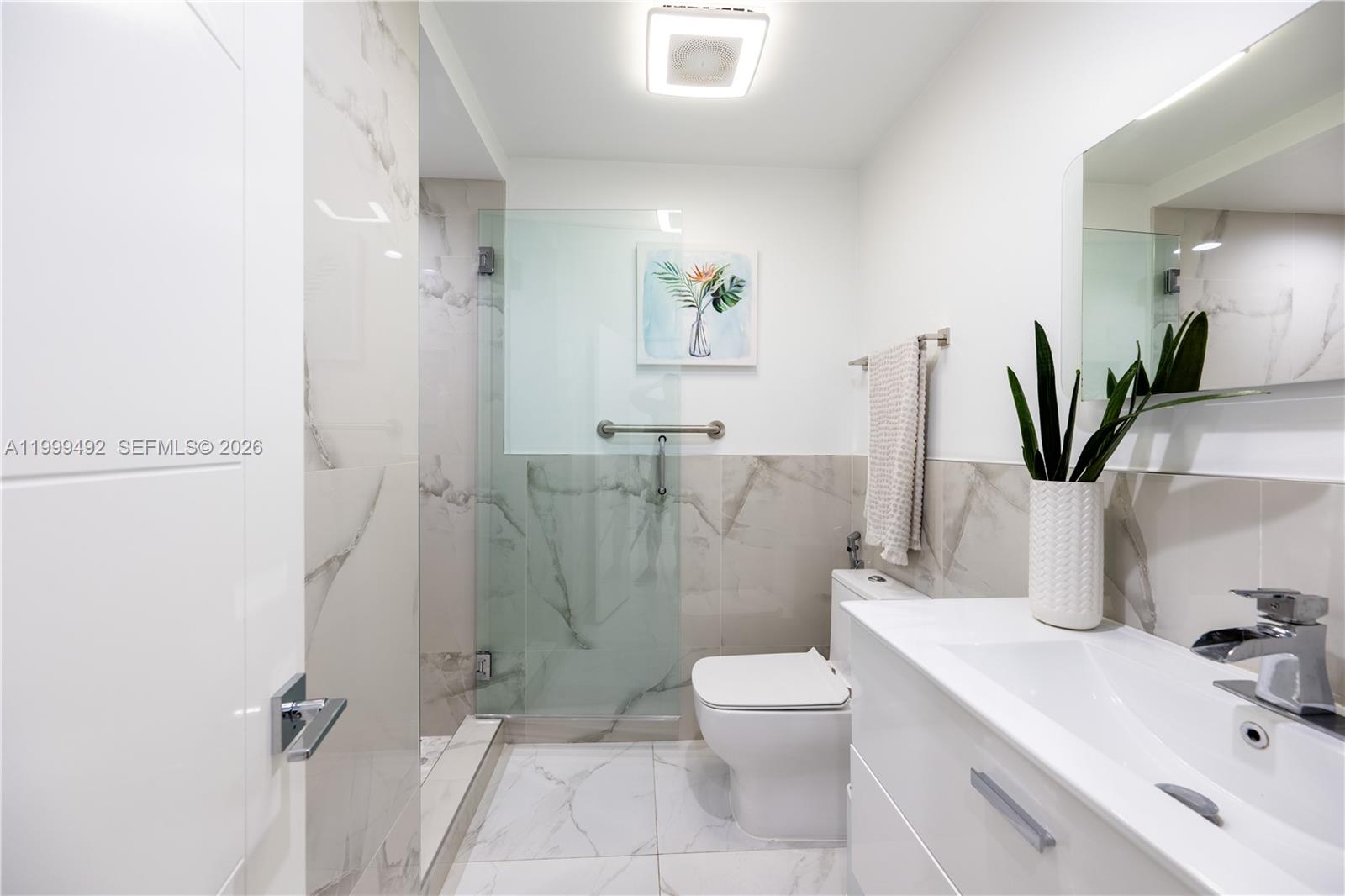 7125 Los Pinos Blvd Coral Gables, FL 33143