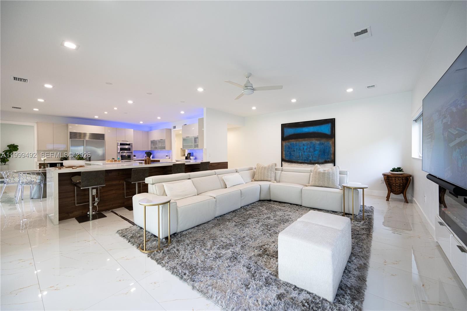 7125 Los Pinos Blvd Coral Gables, FL 33143