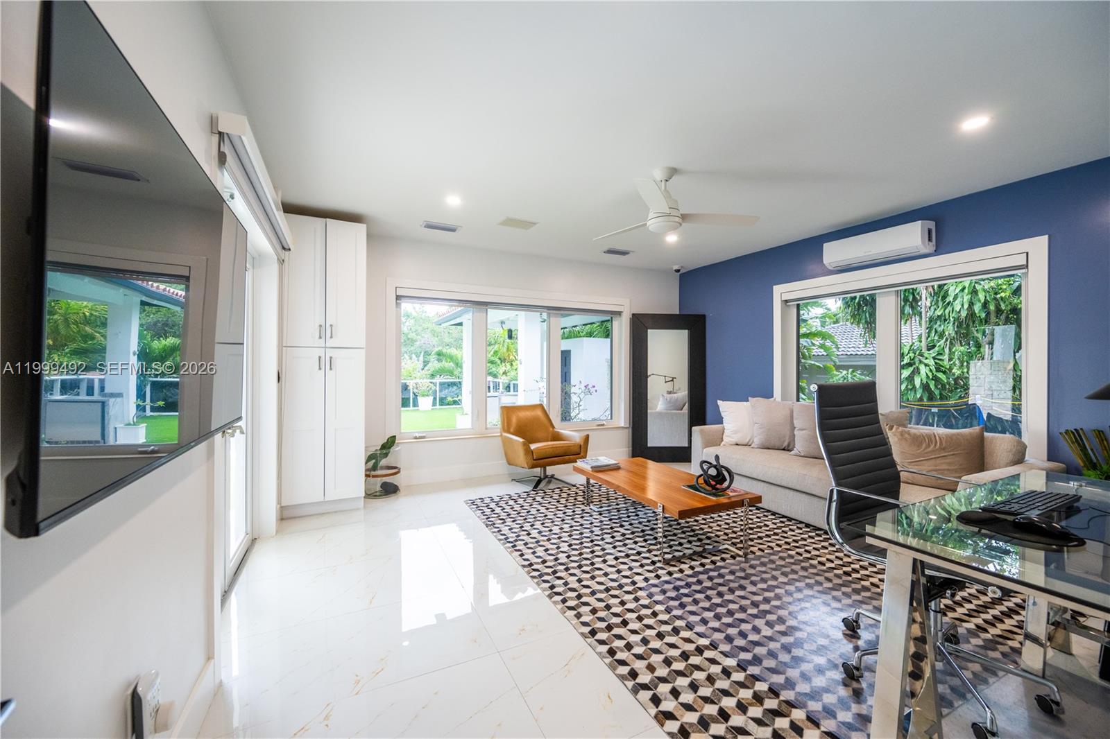 7125 Los Pinos Blvd Coral Gables, FL 33143