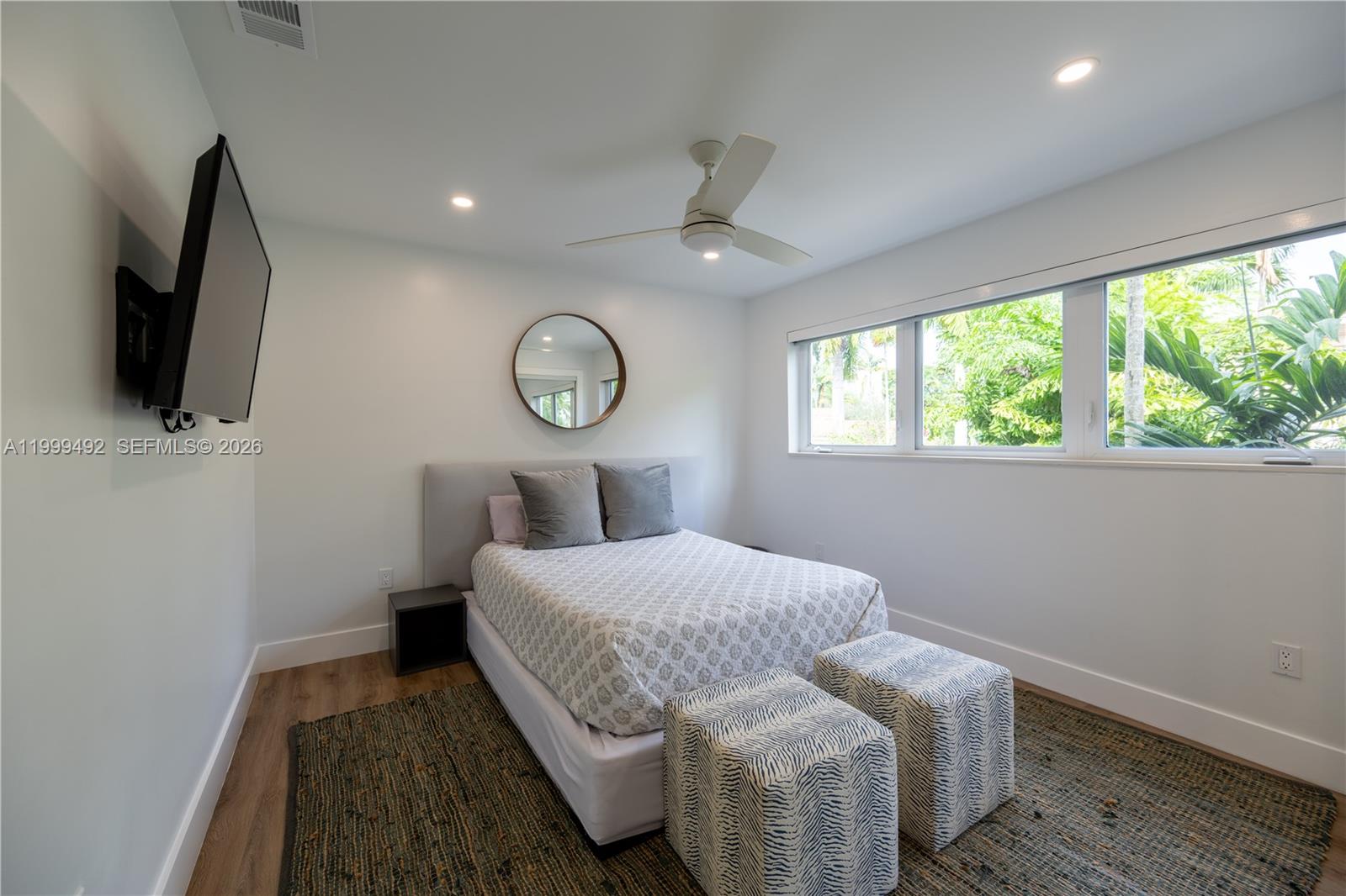 7125 Los Pinos Blvd Coral Gables, FL 33143