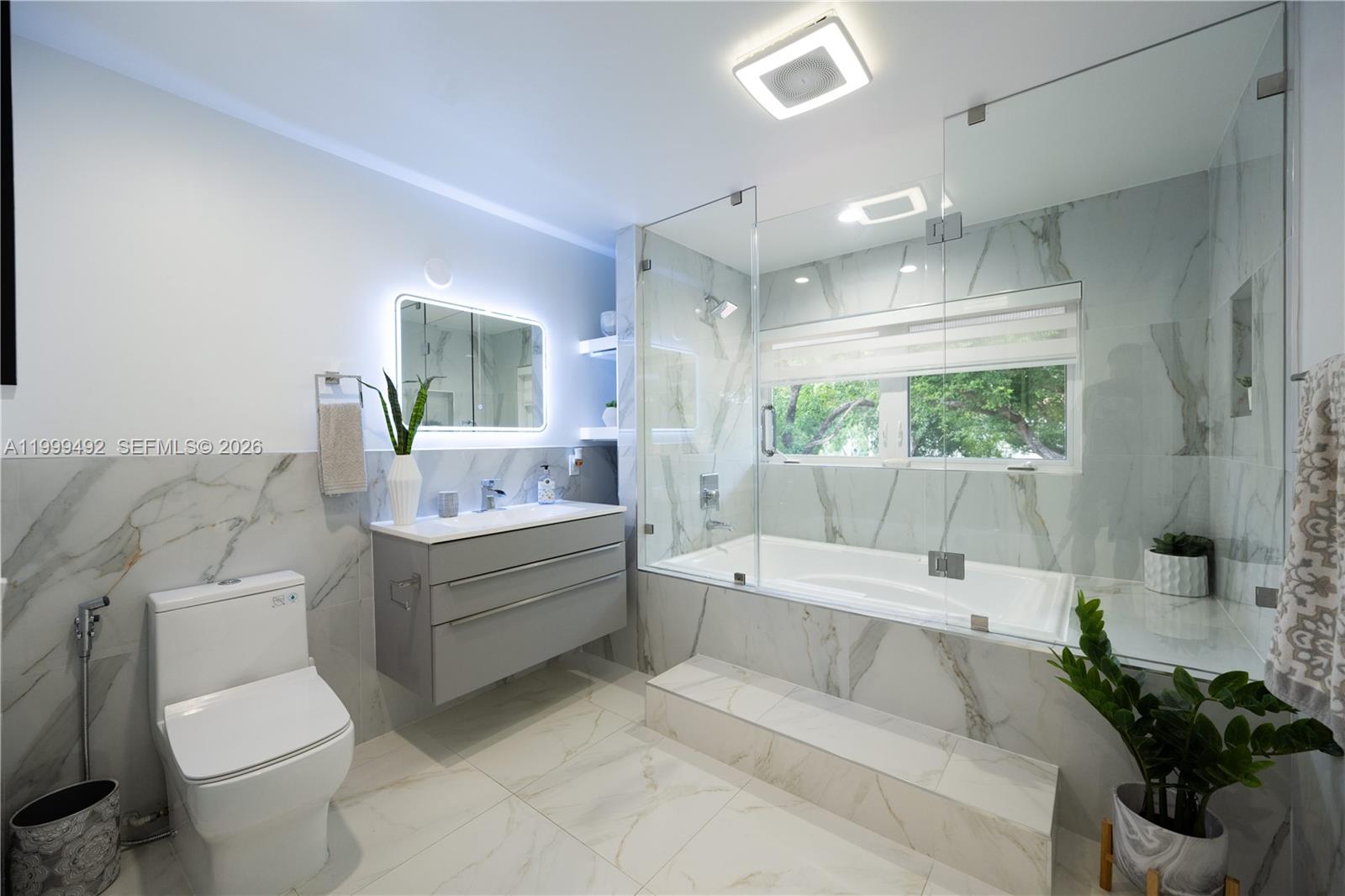 7125 Los Pinos Blvd Coral Gables, FL 33143