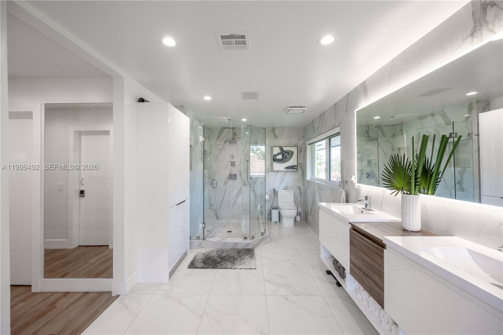 7125 Los Pinos Blvd Coral Gables, FL 33143