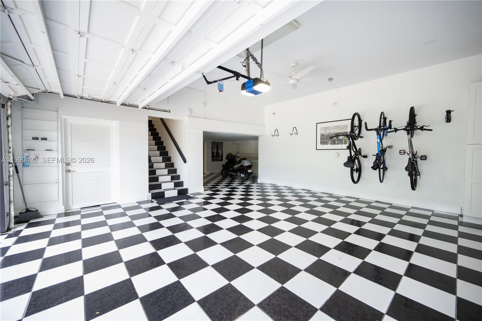 7125 Los Pinos Blvd Coral Gables, FL 33143