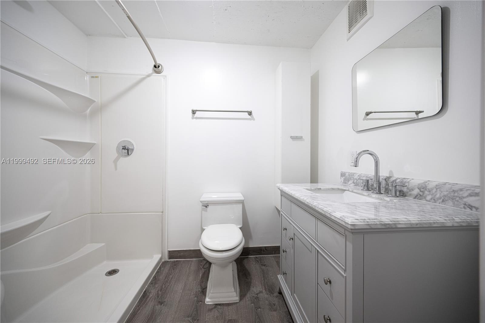 7125 Los Pinos Blvd Coral Gables, FL 33143