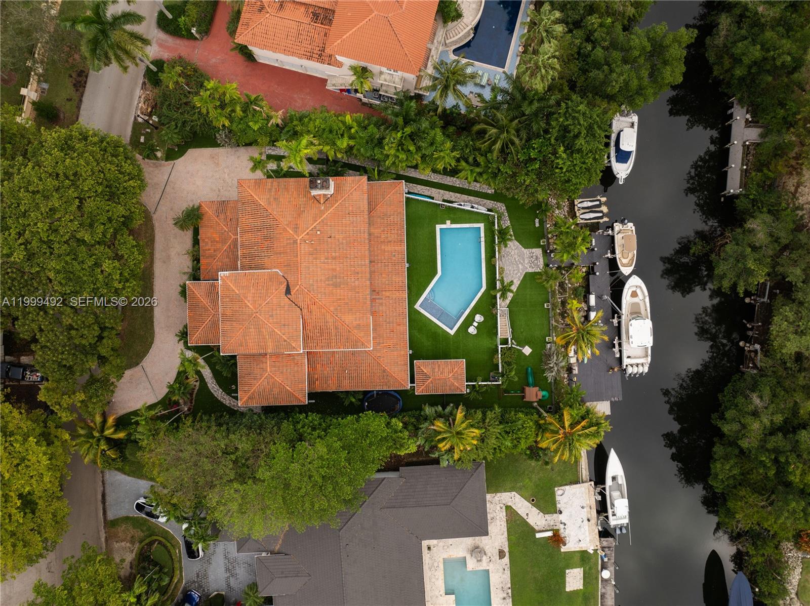 7125 Los Pinos Blvd Coral Gables, FL 33143