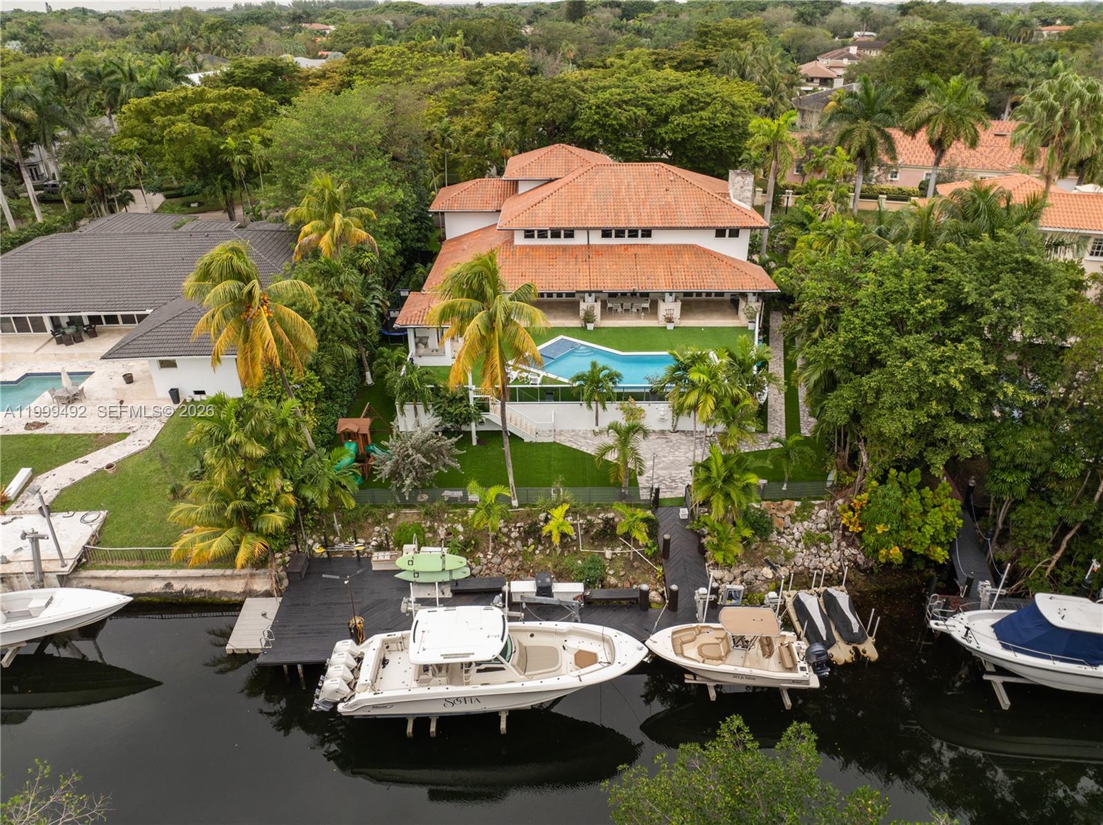 7125 Los Pinos Blvd Coral Gables, FL 33143