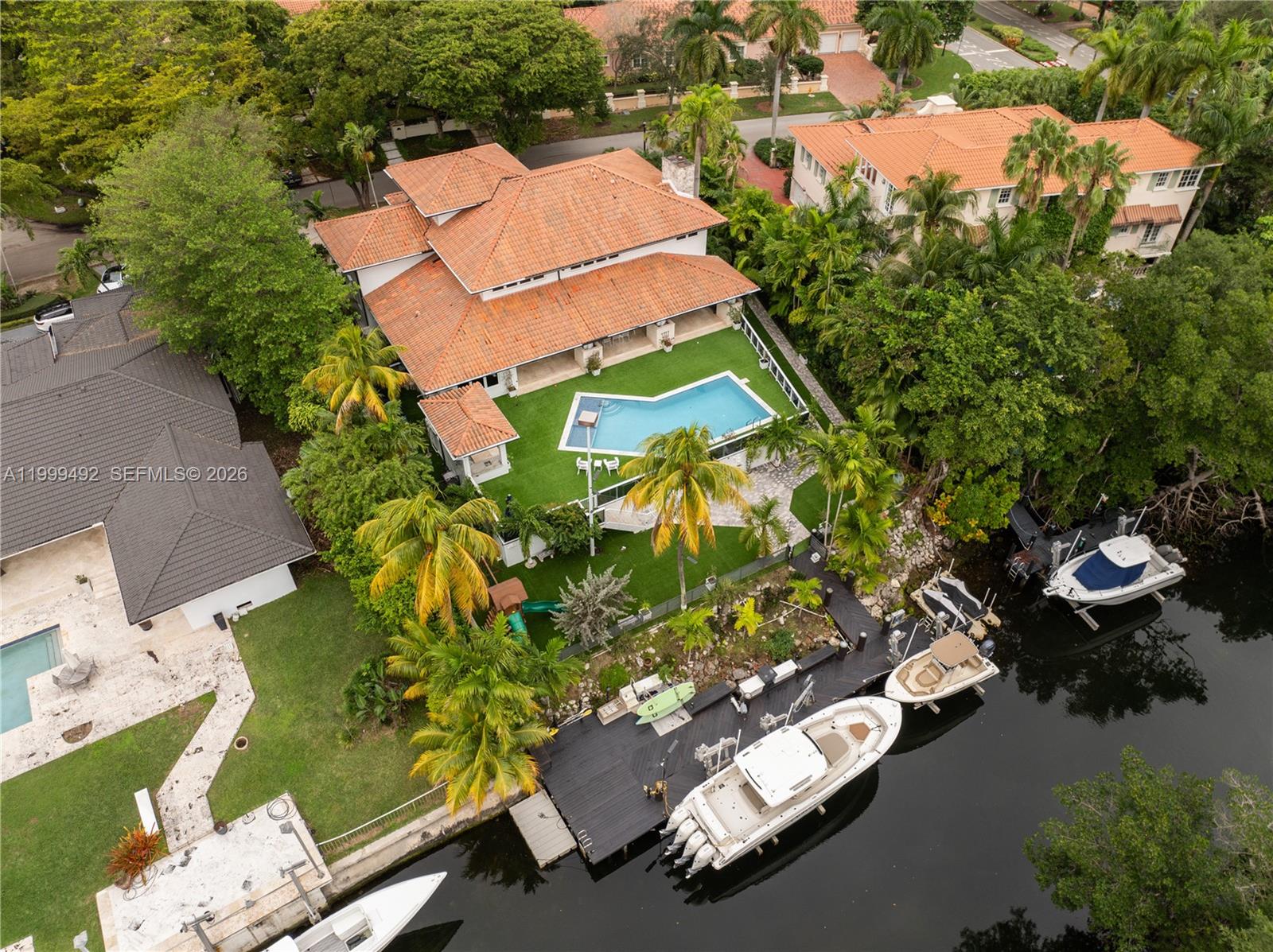 7125 Los Pinos Blvd Coral Gables, FL 33143
