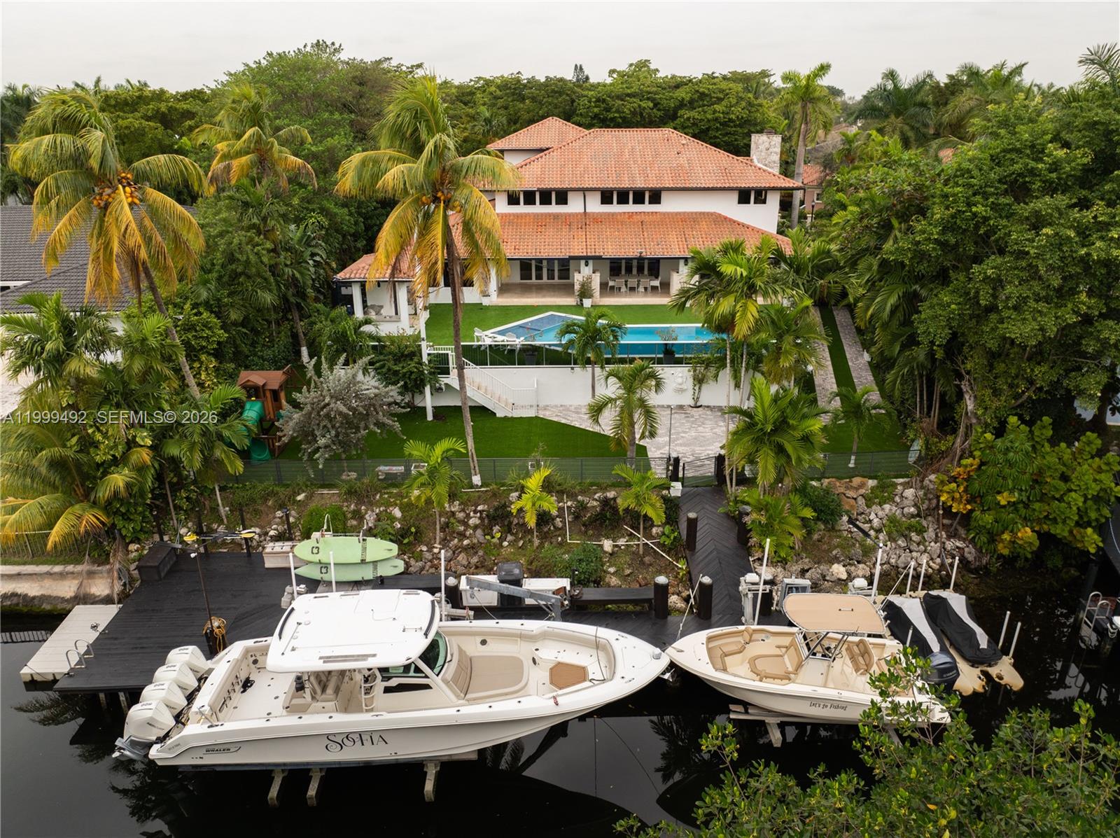 7125 Los Pinos Blvd Coral Gables, FL 33143