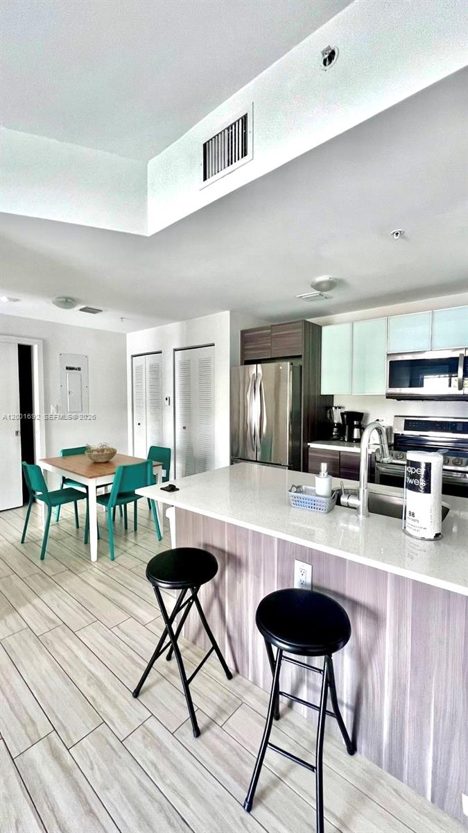 image Emilia Edgewater7