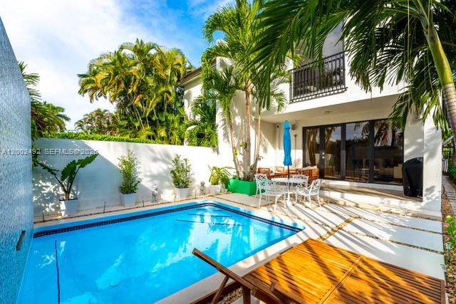 2766 SW 33rd Ave #2766