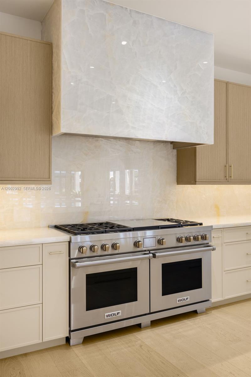 2300 Aqua Vis Blvd Fort Lauderdale, FL 33301