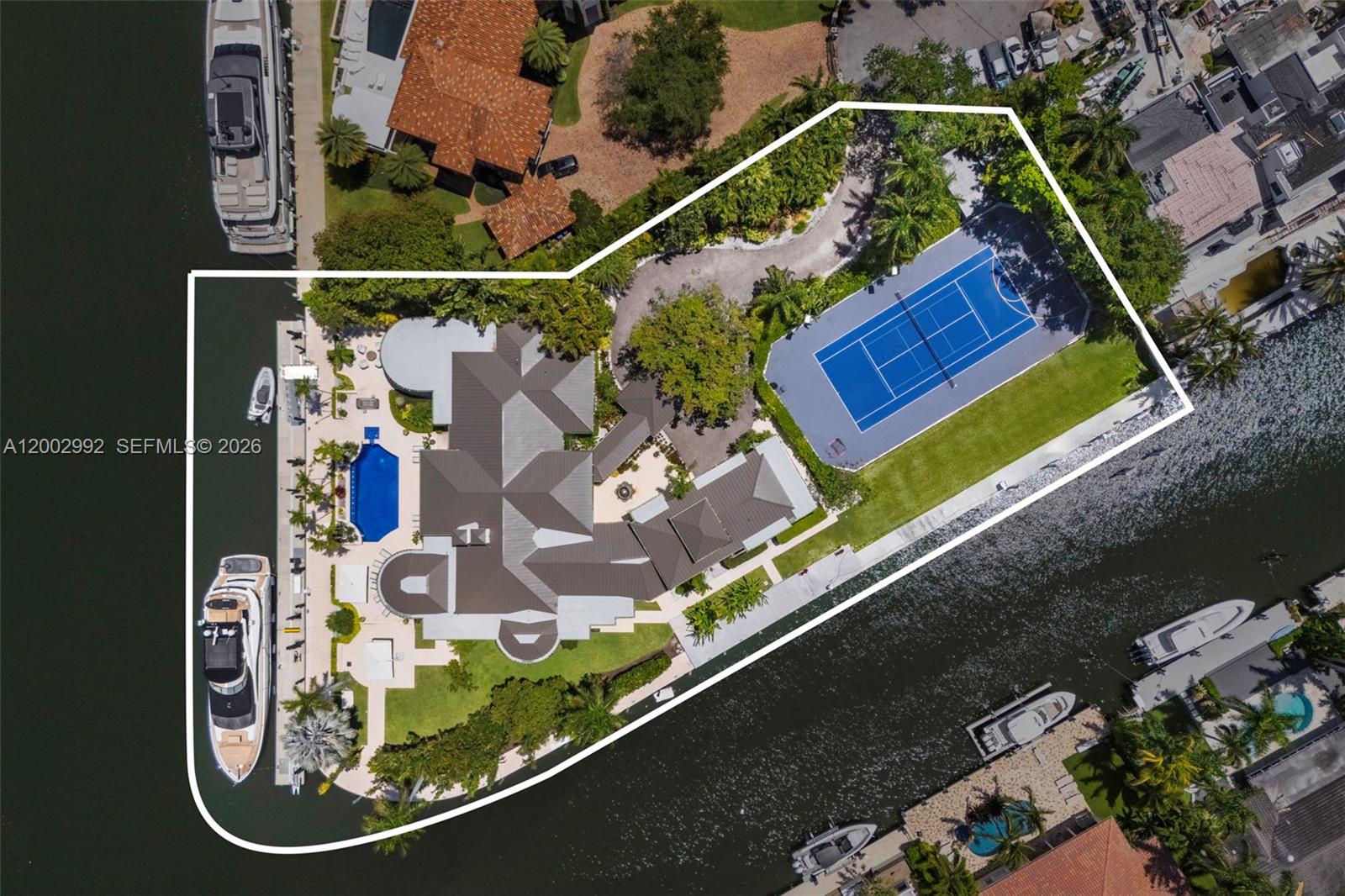 2300 Aqua Vis Blvd Fort Lauderdale, FL 33301