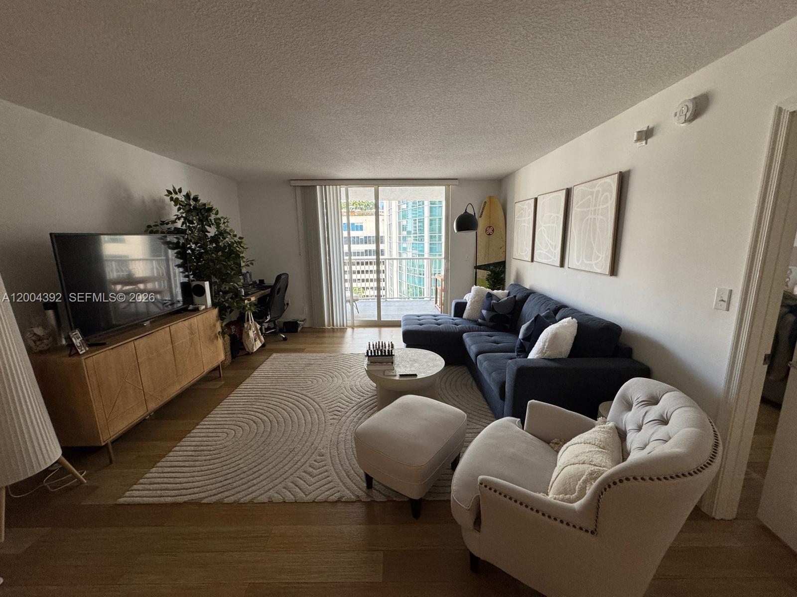 1200 N Brickell Bay Dr #1918 Miami, FL 33131