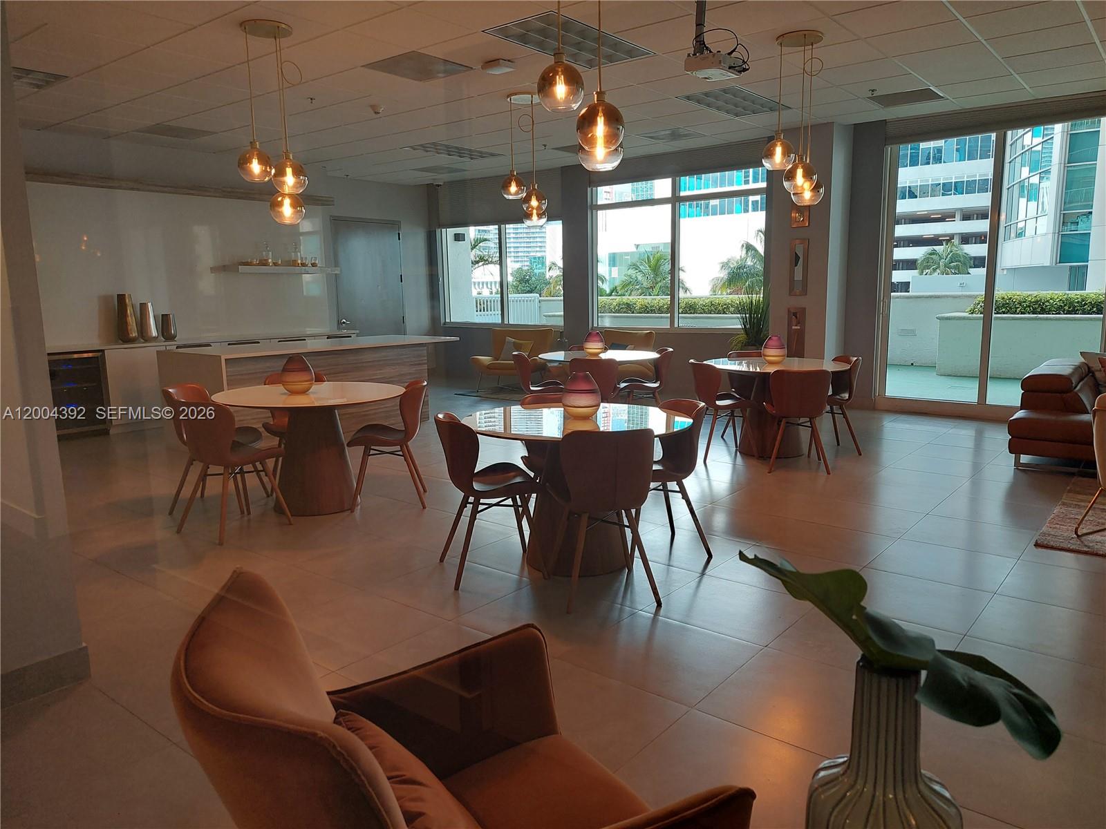 1200 N Brickell Bay Dr #1918 Miami, FL 33131