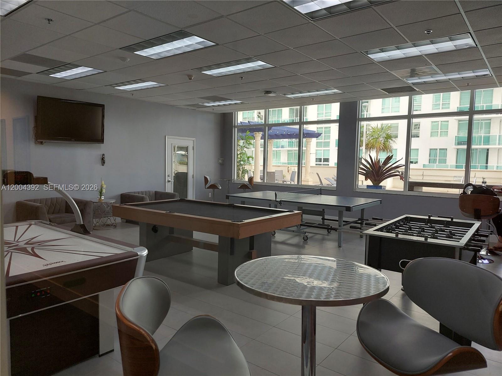 1200 N Brickell Bay Dr #1918 Miami, FL 33131