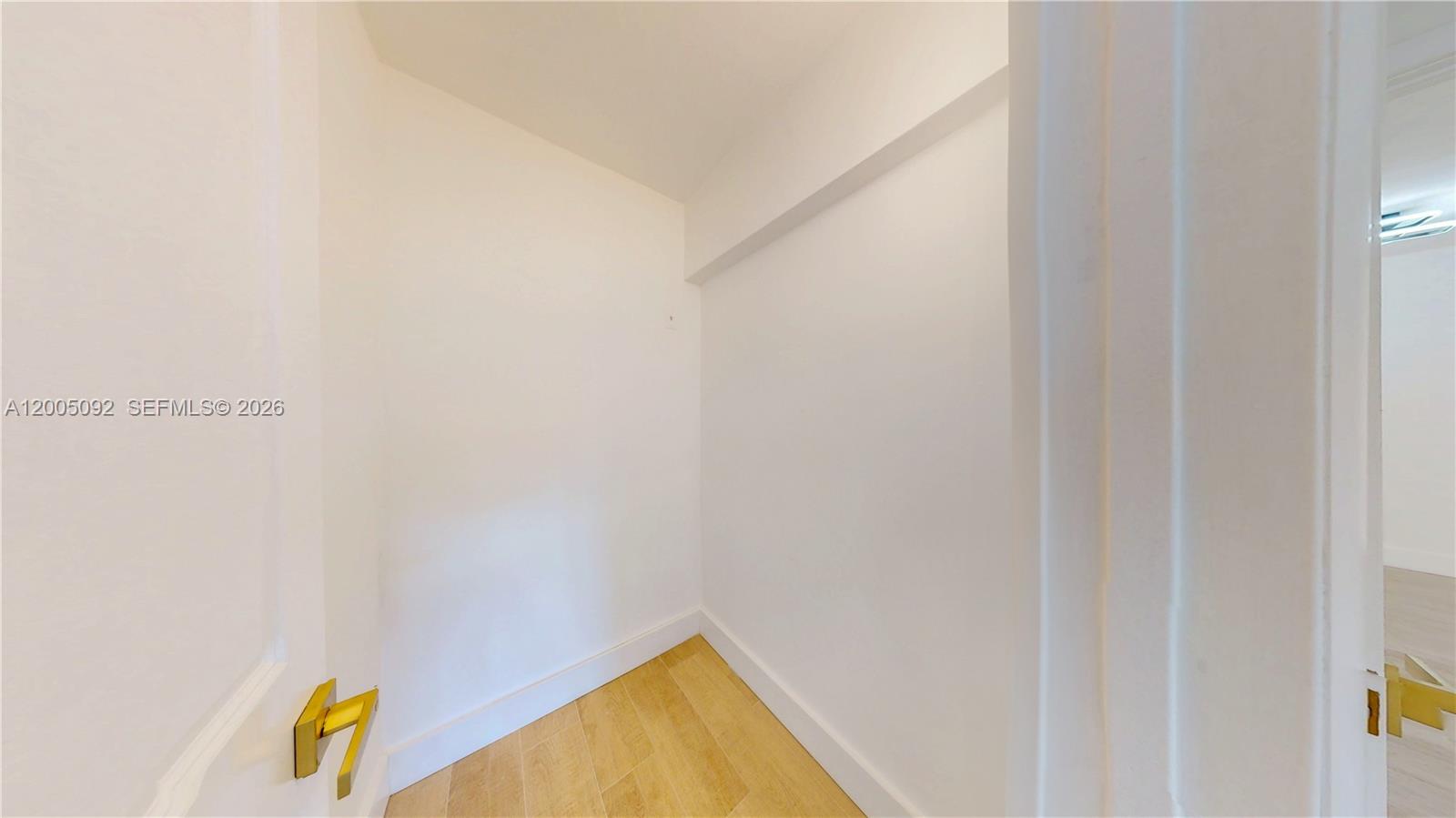 1333 E Hallandale Bch Blvd #326 Hallandale Beach, FL 33009