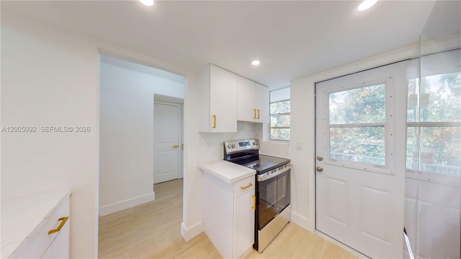 1333 E Hallandale Bch Blvd #326 Hallandale Beach, FL 33009