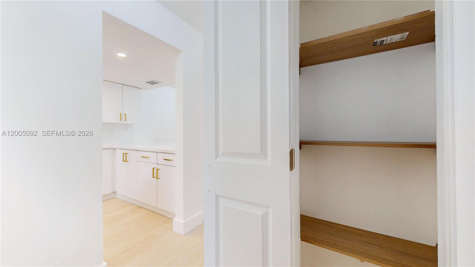 1333 E Hallandale Bch Blvd #326 Hallandale Beach, FL 33009