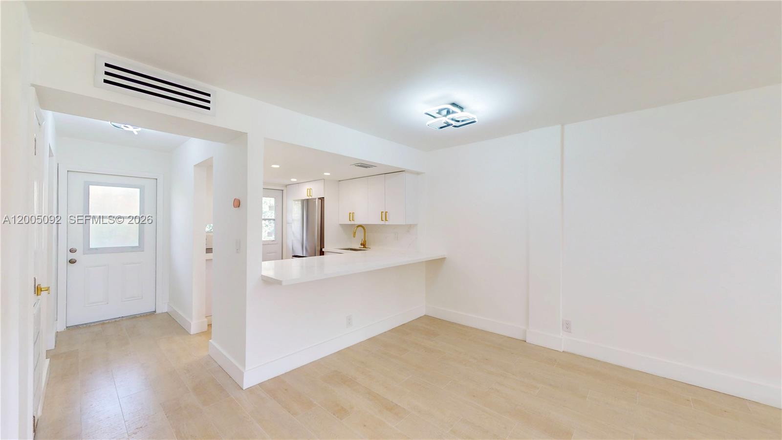 1333 E Hallandale Bch Blvd #326 Hallandale Beach, FL 33009