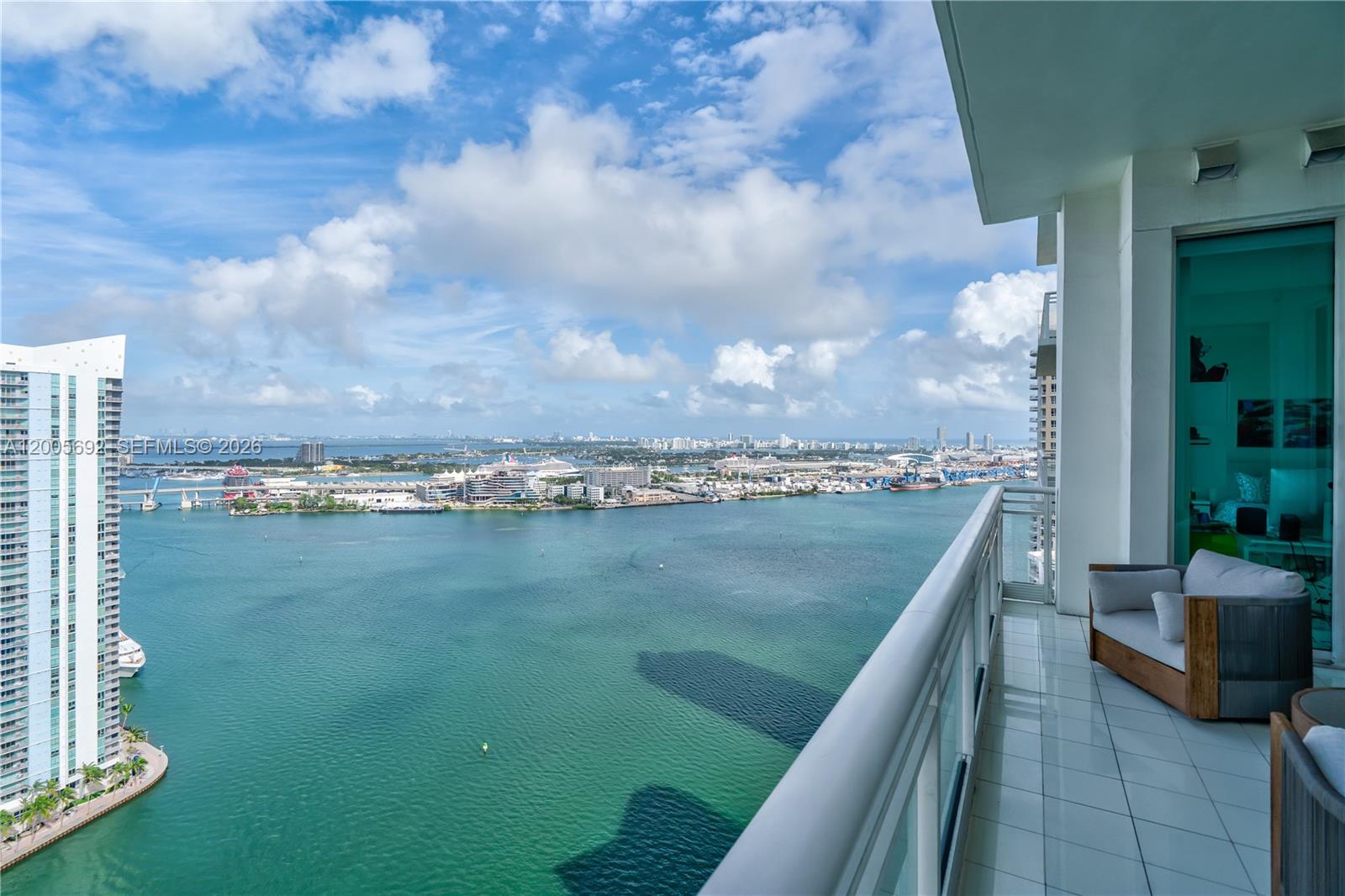 900 Brickell Key Blvd #3002 Miami, FL 33131