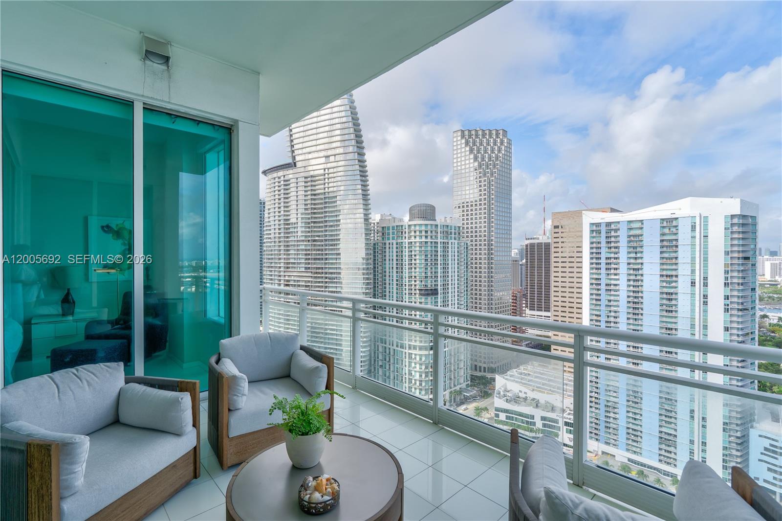 900 Brickell Key Blvd #3002 Miami, FL 33131