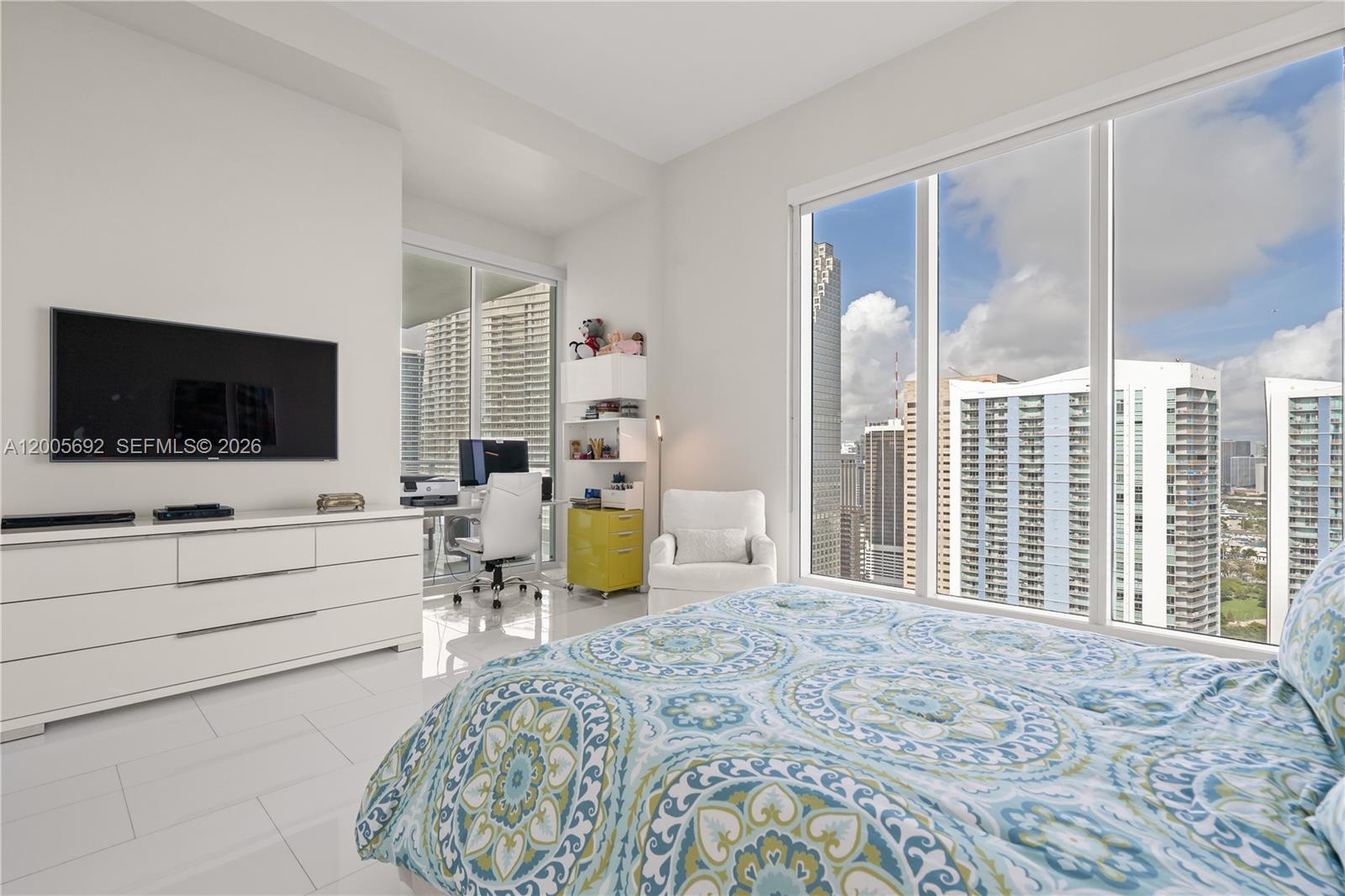 900 Brickell Key Blvd #3002 Miami, FL 33131