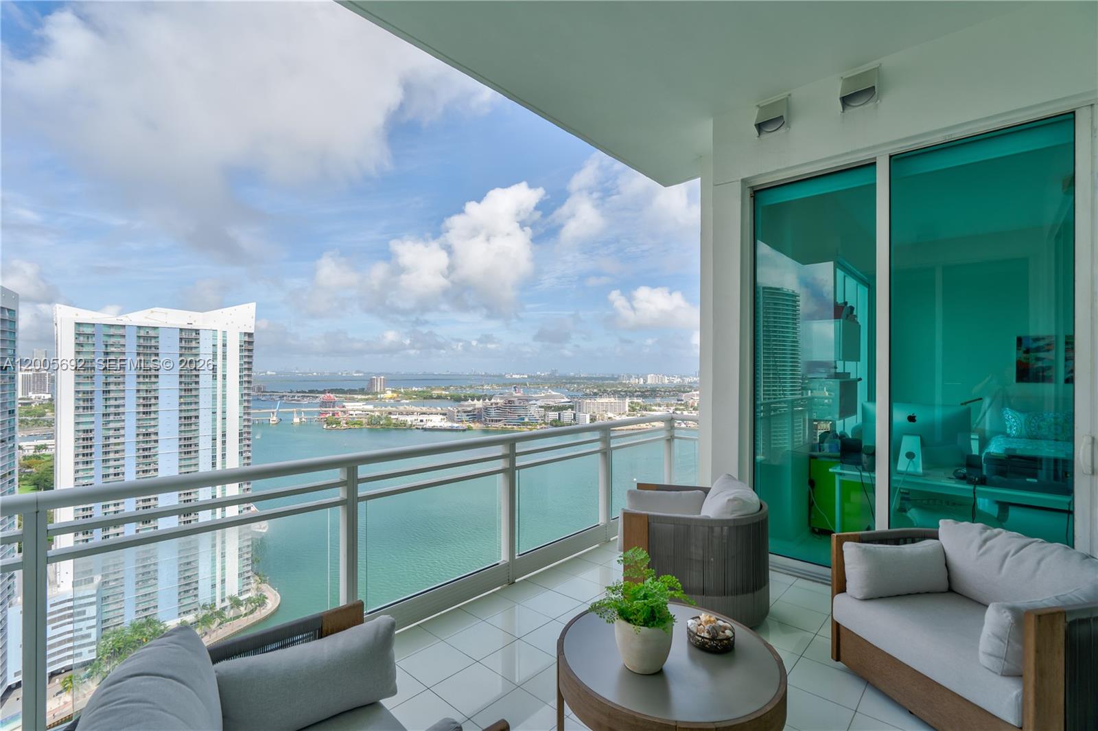 900 Brickell Key Blvd #3002 Miami, FL 33131
