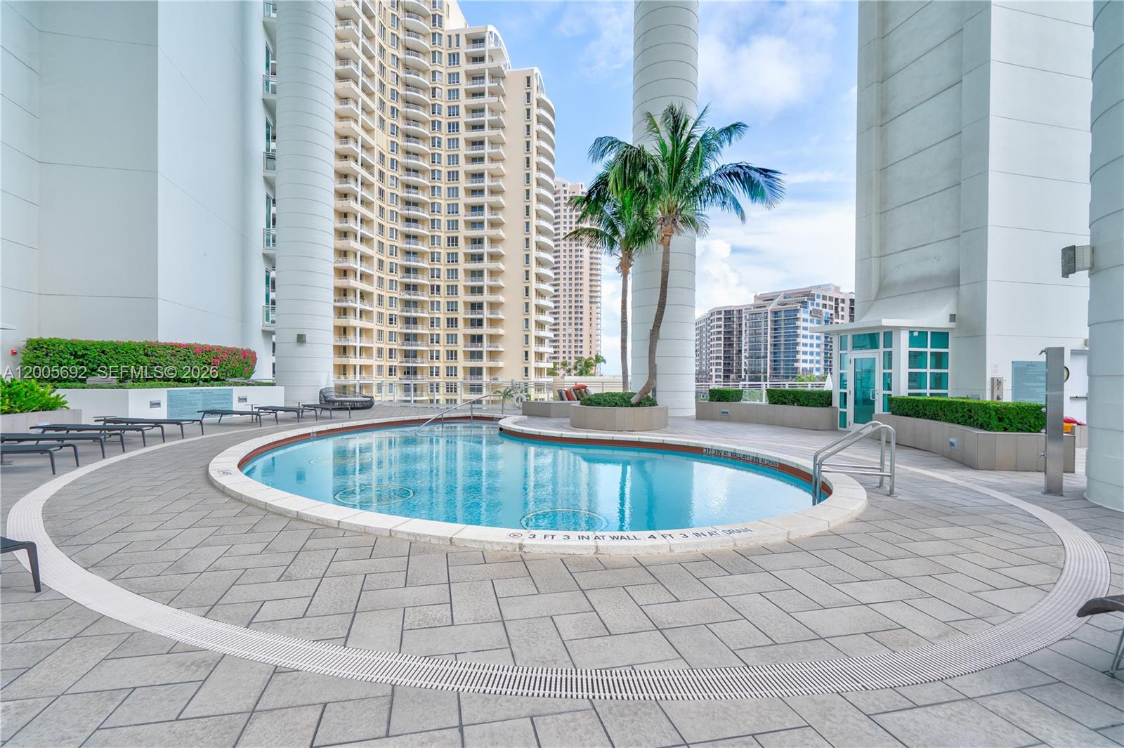 900 Brickell Key Blvd #3002 Miami, FL 33131