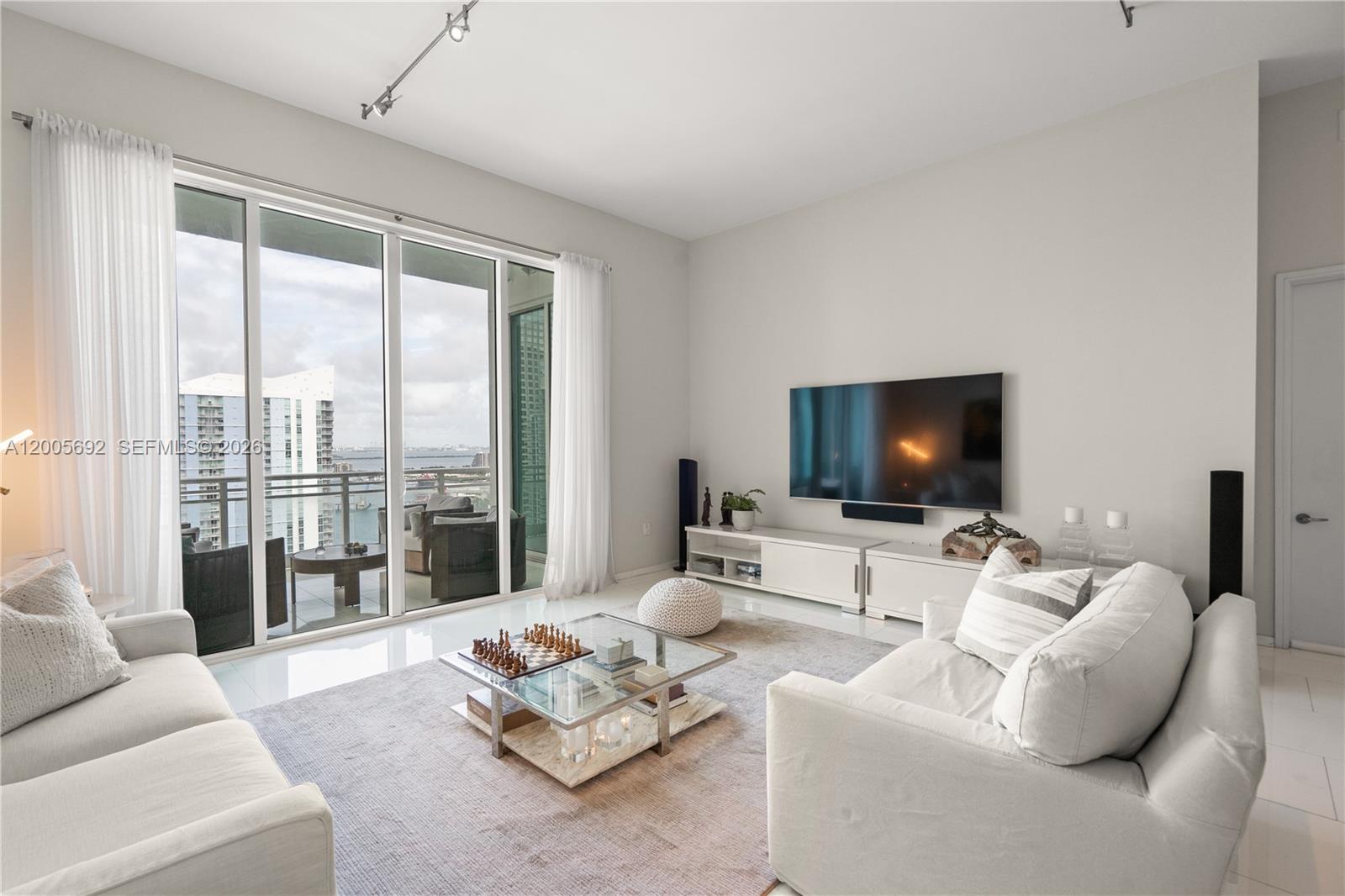 900 Brickell Key Blvd #3002 Miami, FL 33131