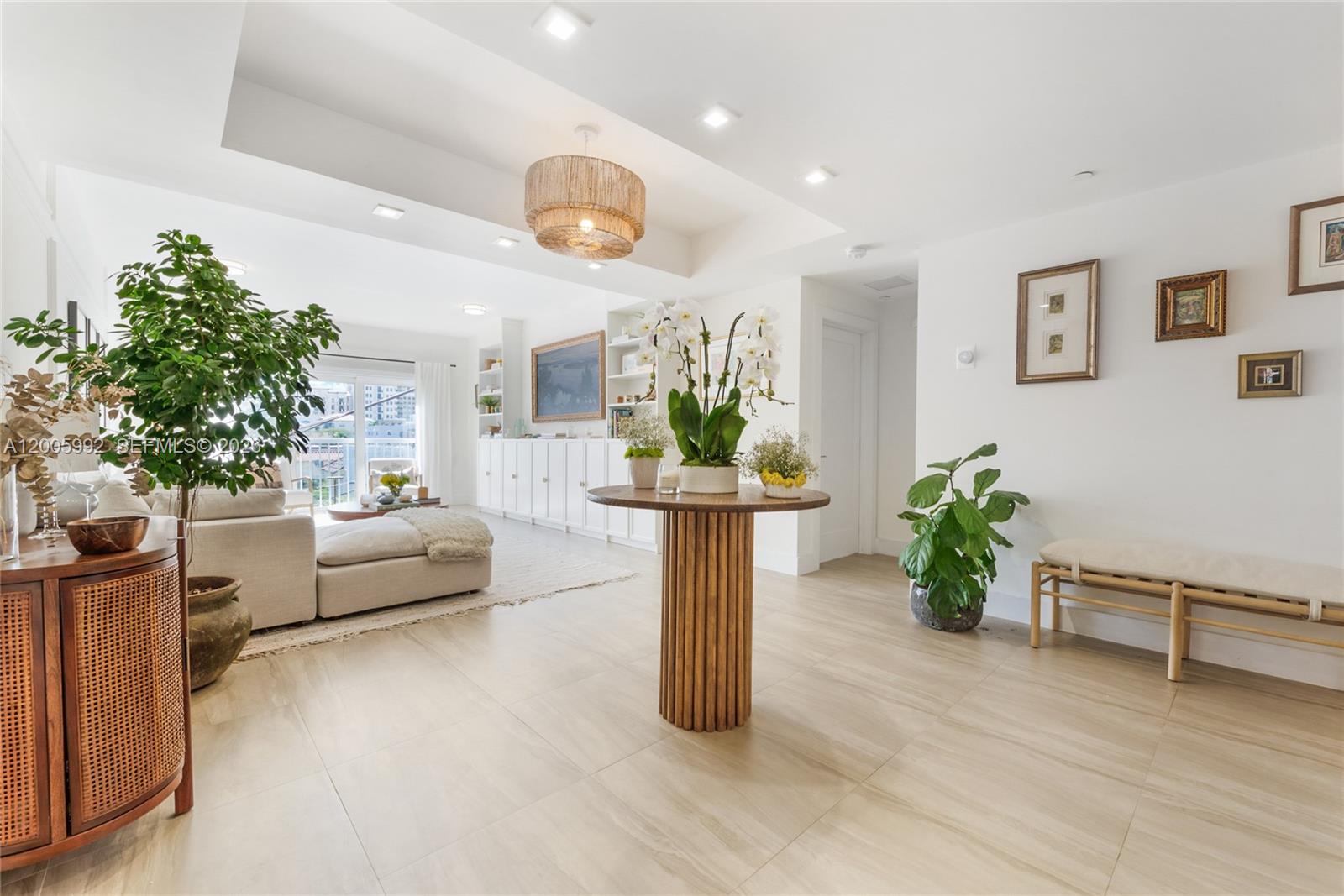120 Salamanca Ave #3B Coral Gables, FL 33134
