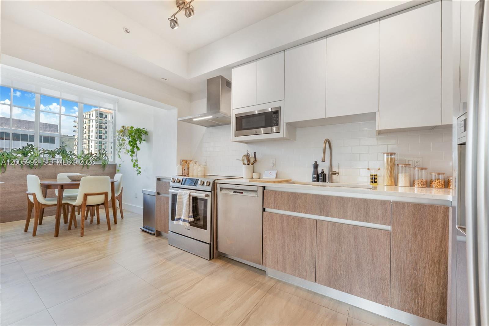 120 Salamanca Ave #3B Coral Gables, FL 33134