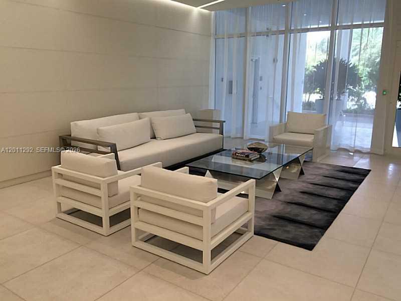 image Baltus House22