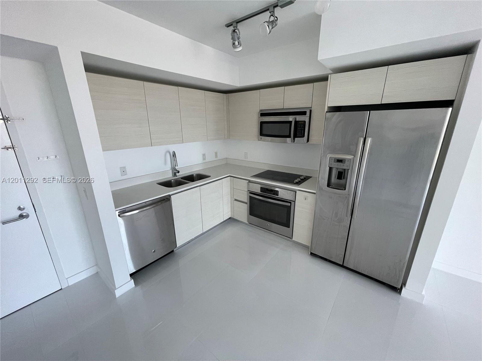 image Baltus House2