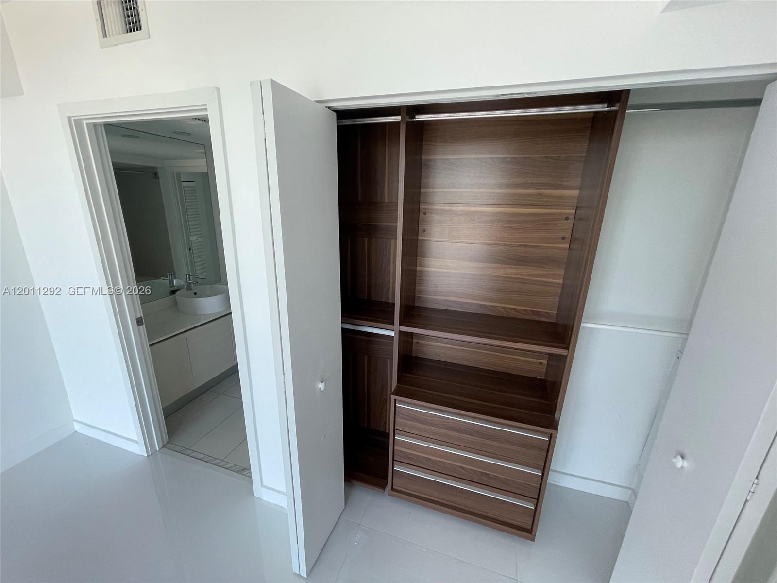 image Baltus House6