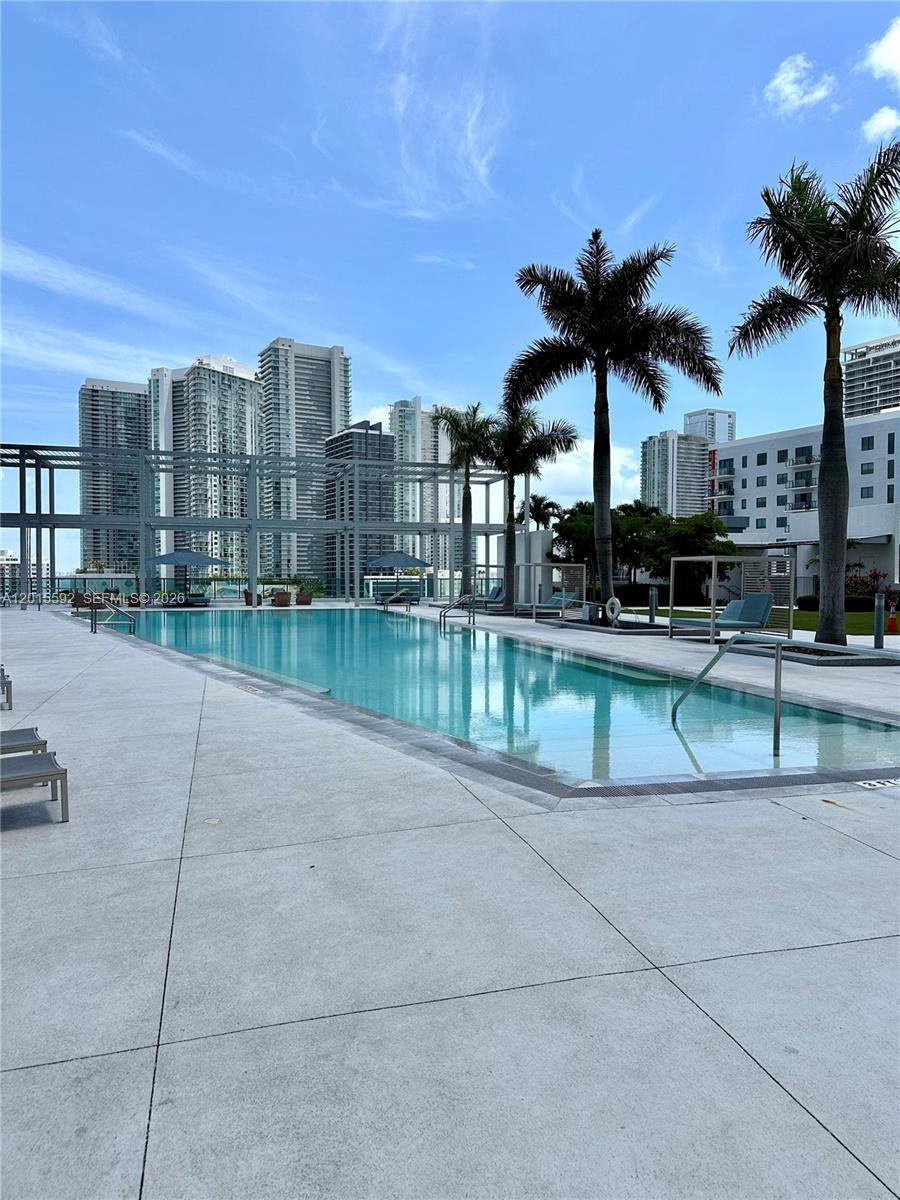 image 4 Midtown16