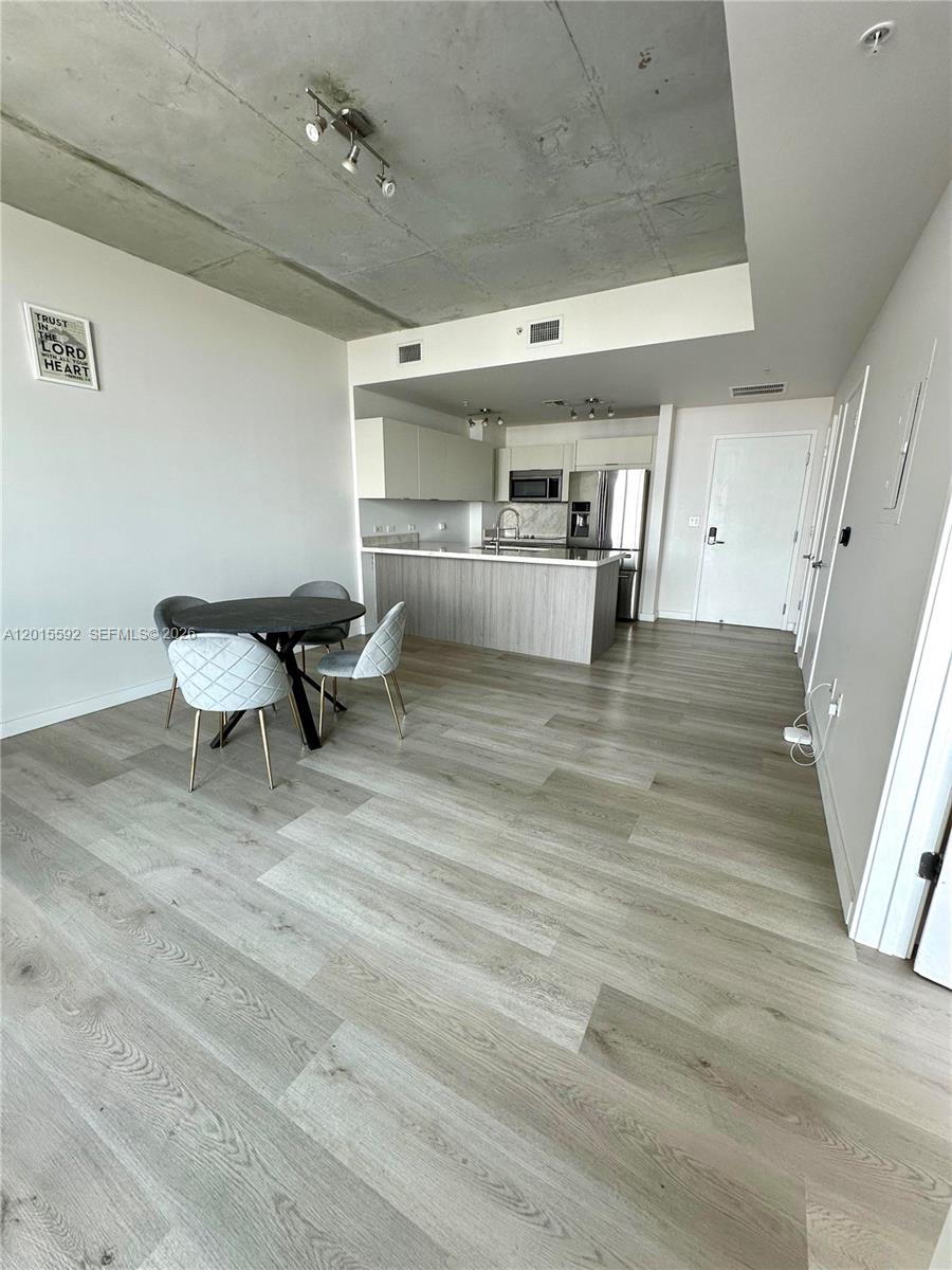 image 4 Midtown5