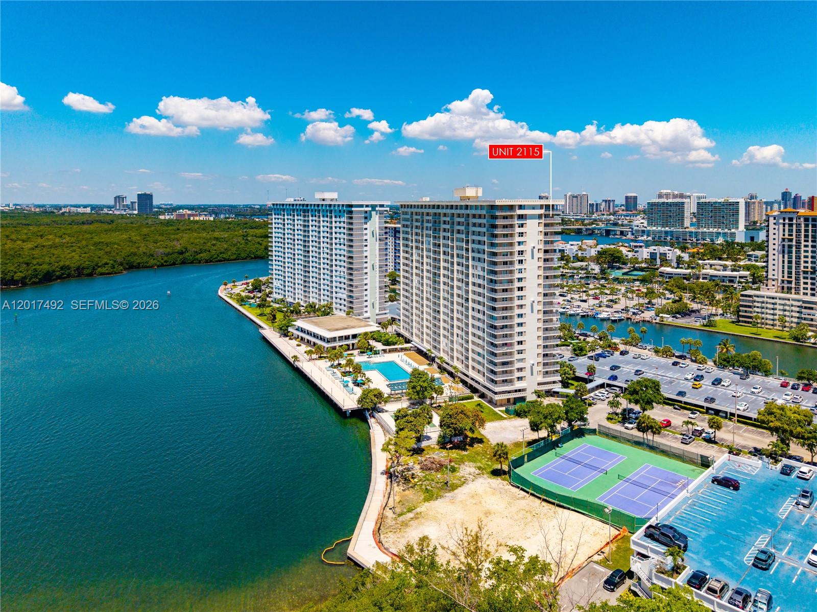 300 Bayview Dr #2115 Sunny Isles Beach, FL 33160