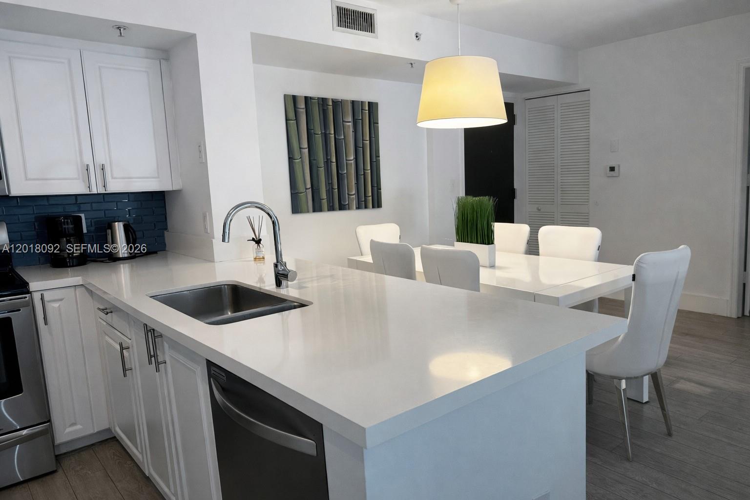 90 Alton Rd #1804 Miami Beach, FL 33139