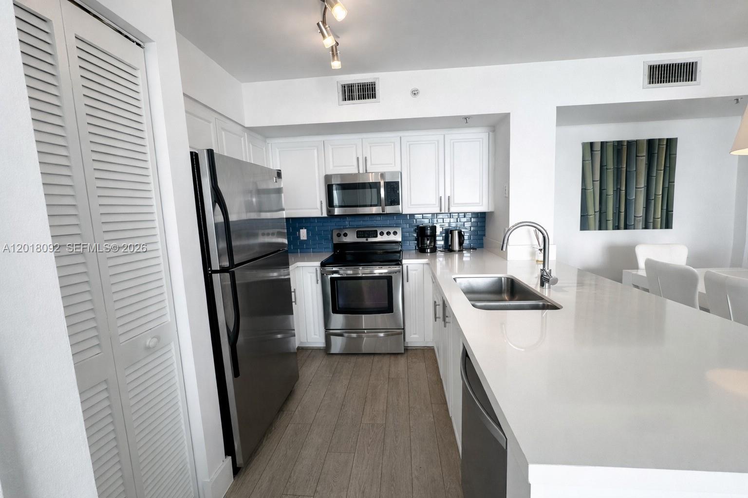 90 Alton Rd #1804 Miami Beach, FL 33139