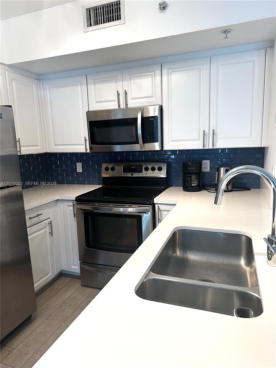 90 Alton Rd #1804 Miami Beach, FL 33139