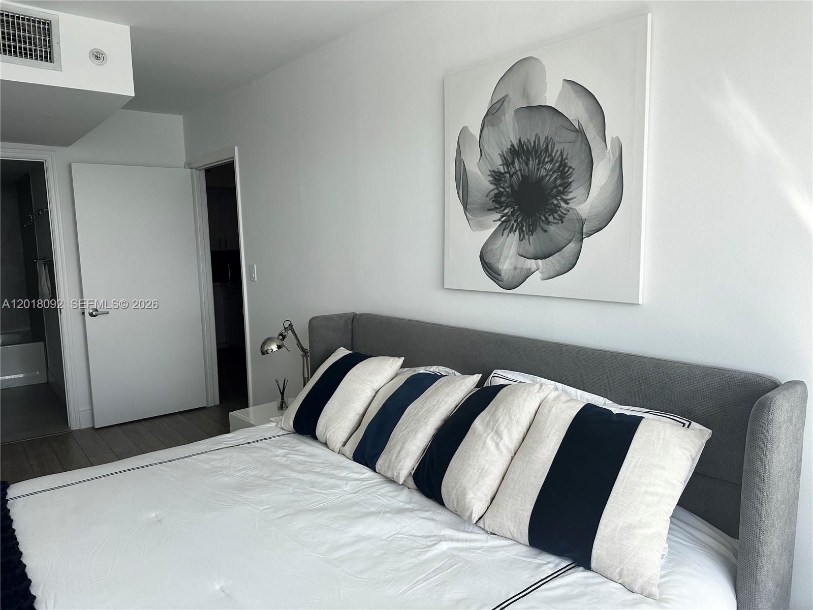 90 Alton Rd #1804 Miami Beach, FL 33139
