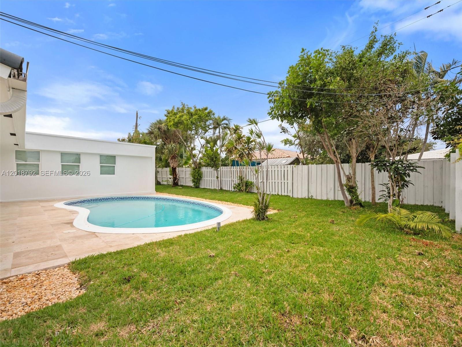 4211 NE 27th Ave Lighthouse Point, FL 33064