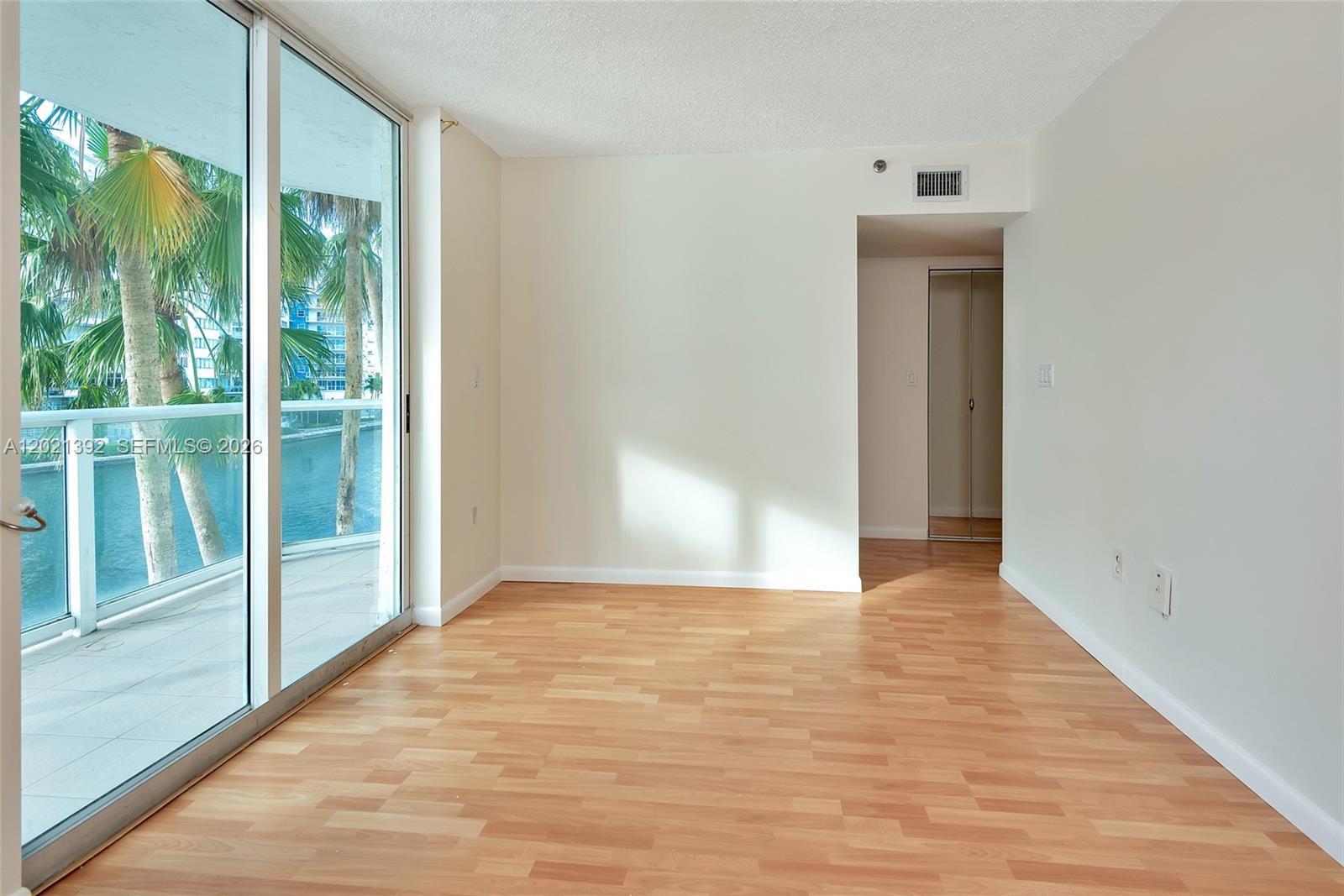 5900 Collins Ave #408 Miami Beach, FL 33140
