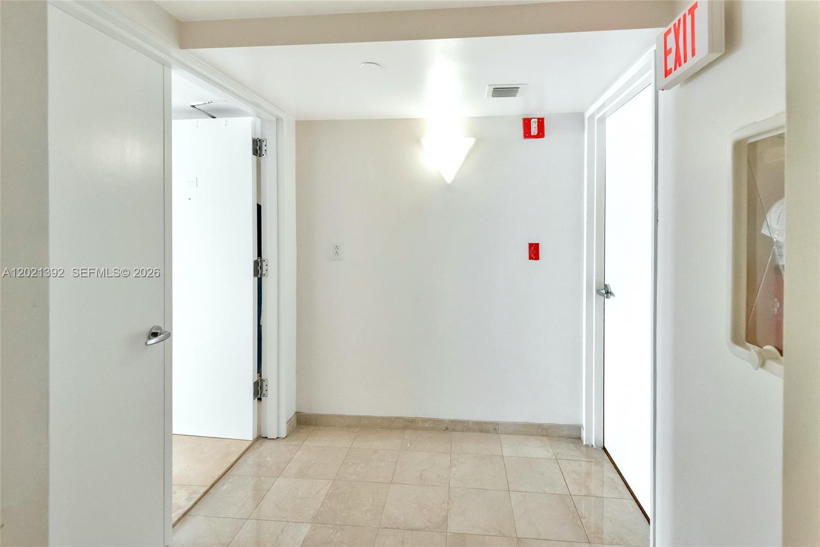 5900 Collins Ave #408 Miami Beach, FL 33140