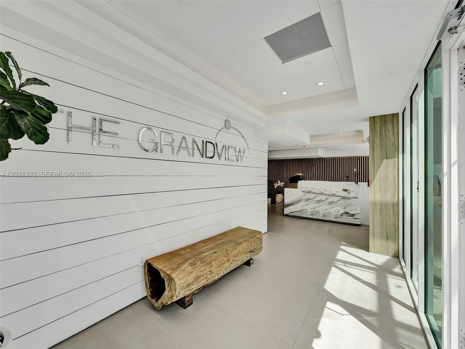 5900 Collins Ave #408 Miami Beach, FL 33140